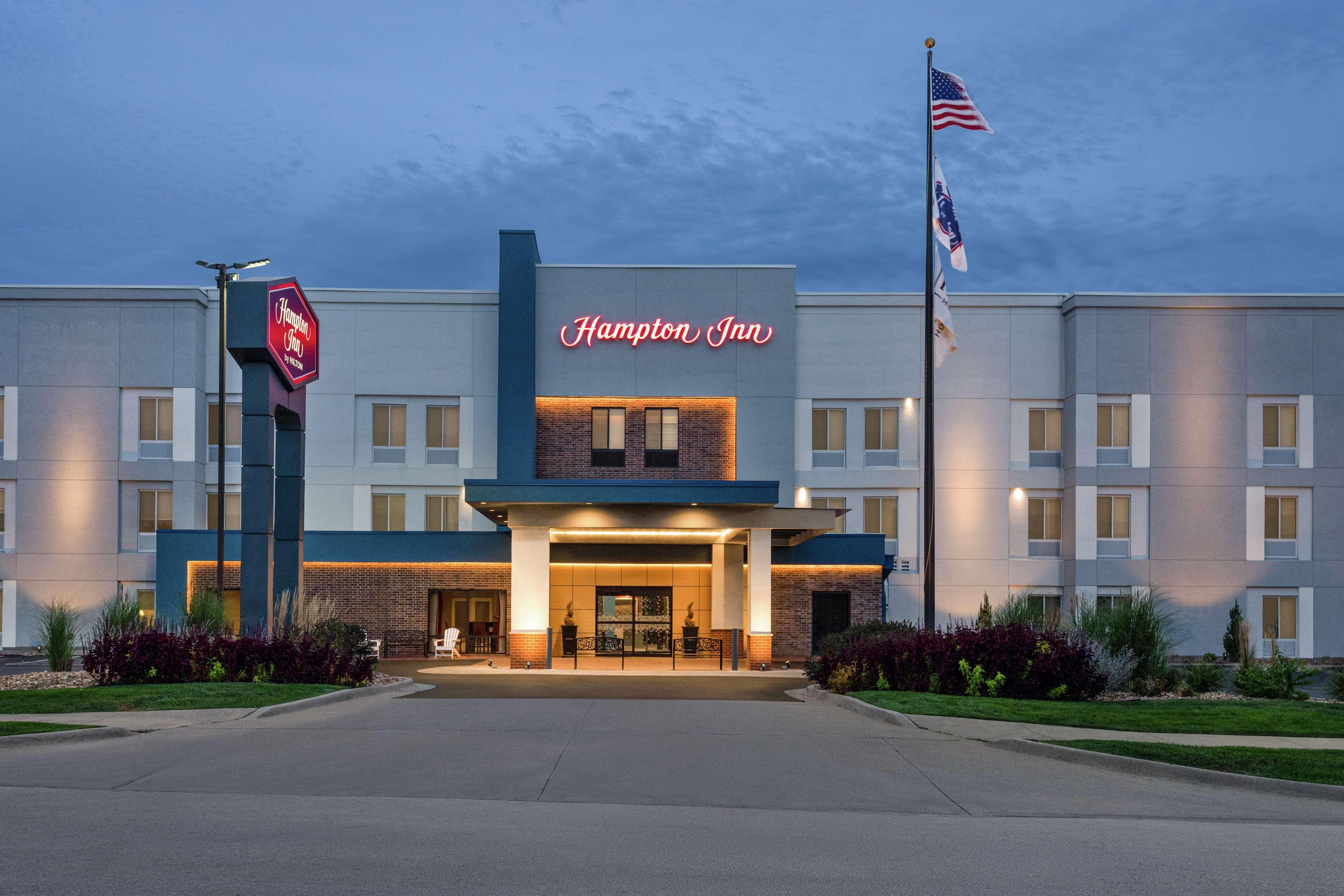 Hampton Inn Kansas City Blue Springs Exterior foto