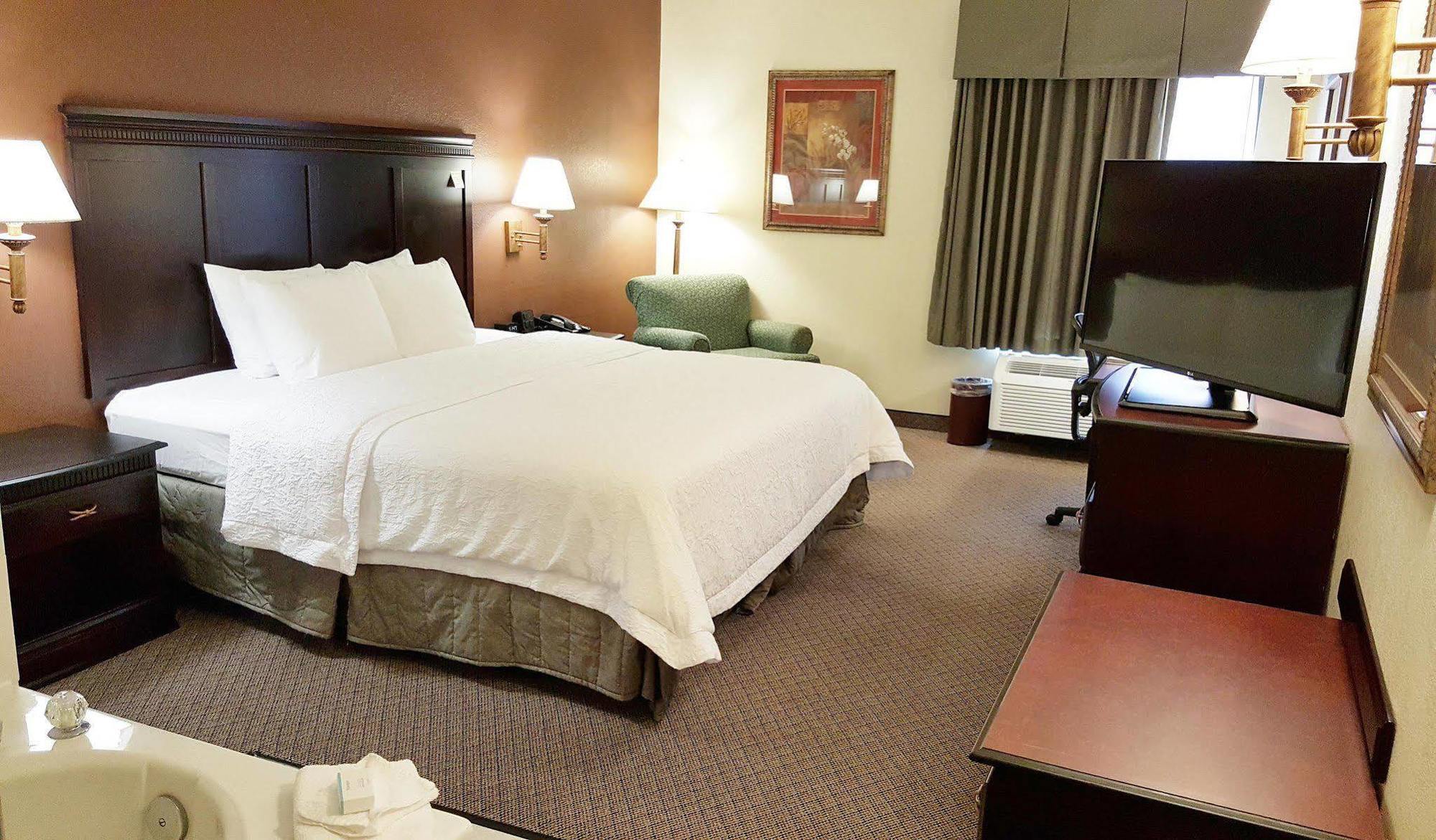Hampton Inn Kansas City Blue Springs Exterior foto